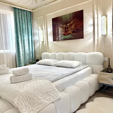 Louise Luxury - Free Parking (adults Only) * Nyiregyhaza